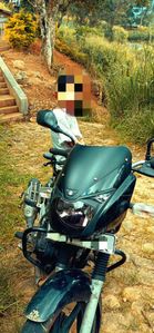 Bajaj Pulsar 180 2009