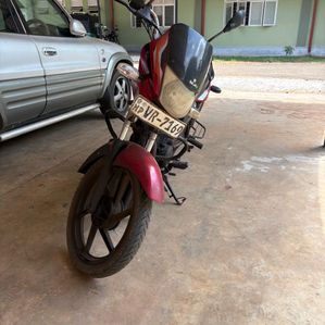 Bajaj Platina 2010 - Image 2