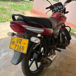 Bajaj Platina 2010 - Image 3
