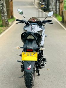 Suzuki Gixxer SP 2017