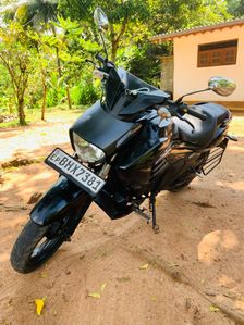 Suzuki Intruder FI 2019