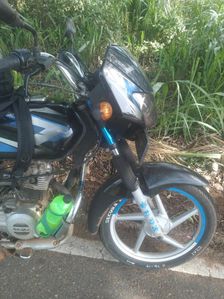 Bajaj CT100 2013
