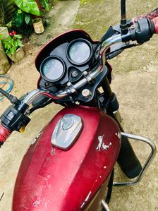 TVS Centra 2004