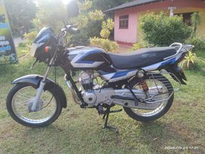 Bajaj CT100 2014