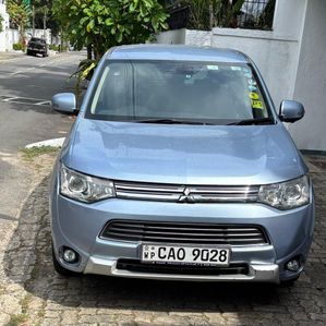 Mitsubishi Outlander 2014 - Image 3