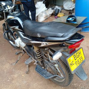 Bajaj Platina 100 2018 - Image 3