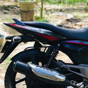 Bajaj Pulsar 150 2016 - Image 2