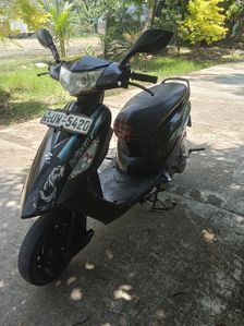 Bajaj Kristal 2010