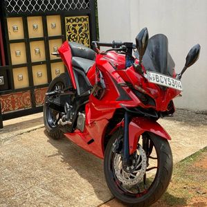 Bajaj Pulsar RS200 BS3 2015 - Image 2