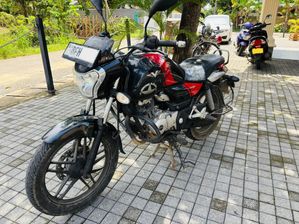 Bajaj V15 2016