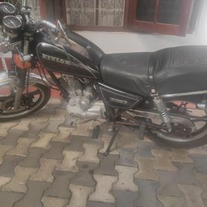 Suzuki GN 125 2006 - Image 3
