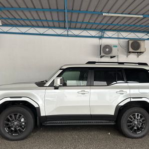 Toyota Land Cruiser Prado 250 Modellista 2025 - Image 3
