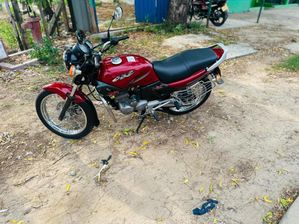 Hero CBZ 2005