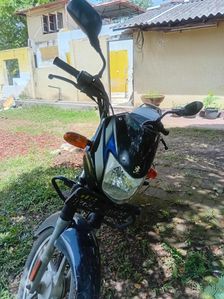 Bajaj CT100 2024