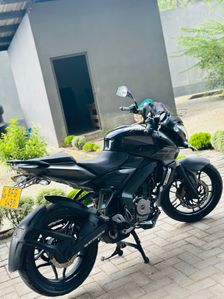 Bajaj Pulsar NS200 2017
