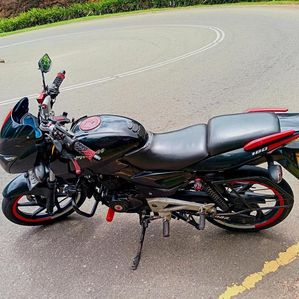 Bajaj Pulsar 180 2011 - Image 2