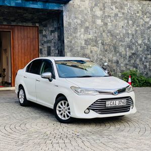 Toyota Axio G SAFETY 2015 - Image 2