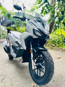 Honda ADV 150 2024