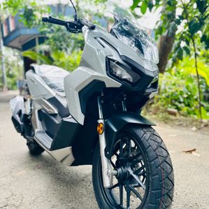 Honda ADV 150 2024 - Image 2