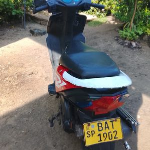 Honda Dio 2014 - Image 3