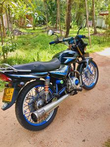 Bajaj CT100 2005