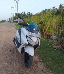 Suzuki Burgman 2020