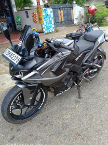Bajaj Pulsar RS200 2019