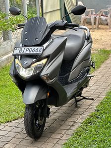 Suzuki Burgman 2019