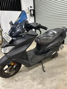 Suzuki Burgman 2020