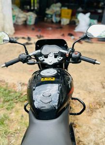 Bajaj Pulsar 180 2017