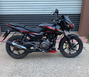 Bajaj Pulsar 180 2019