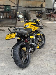 Bajaj Pulsar NS200 2018
