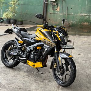 Bajaj Pulsar NS200 2018 - Image 3