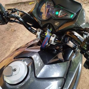 Honda Twister CB 2017 - Image 2