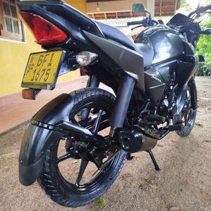 Honda Twister CB 2017 - Image 3
