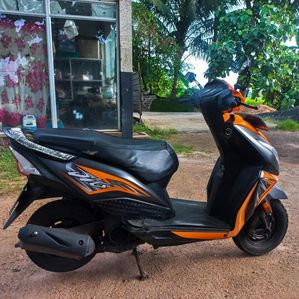 Honda Dio 2018 - Image 3