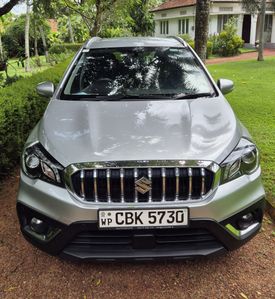 Suzuki S-Cross 2019