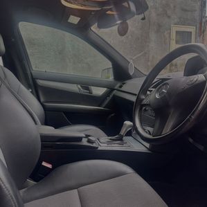 Mercedes Benz C180 AMG 2010 - Image 3