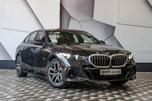 BMW 523i M SPORT 2024