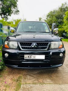 Mitsubishi Montero V6 2006