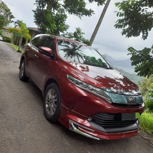 Toyota Harrier Premium Plus 2018 2017