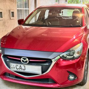 Mazda 2 Skyactive 2015 - Image 2