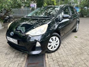 Toyota Aqua S Grade 2012