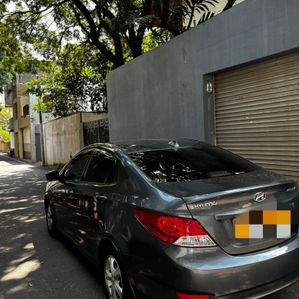 Hyundai Accent 2011 - Image 3