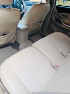 Toyota Premio G Superior 2014