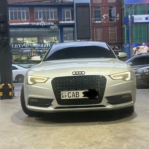 Audi A5 2013 - Image 2