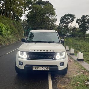 Land Rover Discovery 4 SDV6 GS 2011 - Image 2