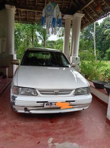 Nissan AD Wagon Y10 1996
