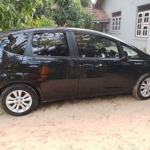 Honda Fit 2013 - Image 2