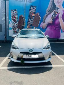 Toyota Aqua S Limited 2012
